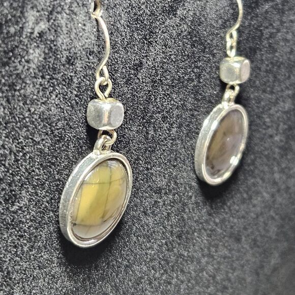 **Last Chance!! Final Sale** Silver Tone Eclectic Round Brown Earrings - Picture 5 of 10